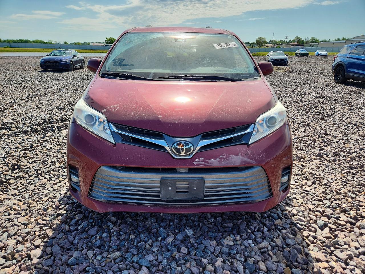 2018 TOYOTA SIENNA