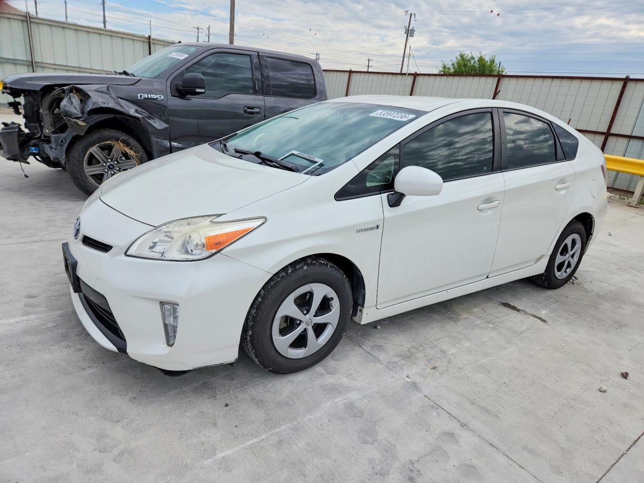 2014 TOYOTA PRIUS
