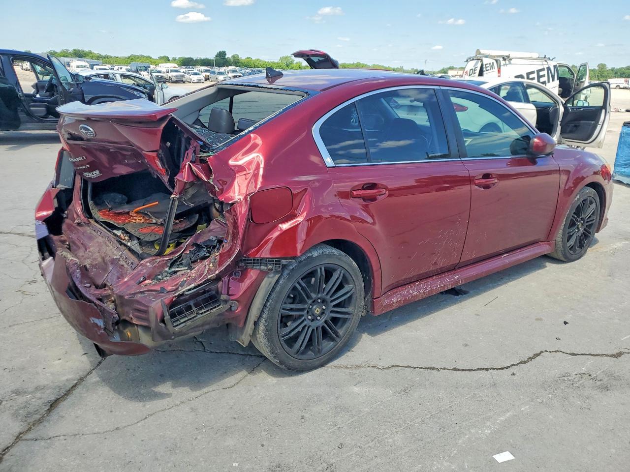 2011 SUBARU Legacy
