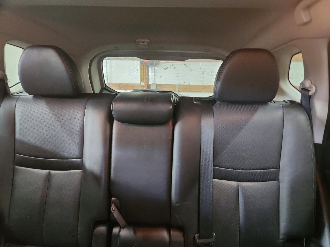 2014 NISSAN ROGUE