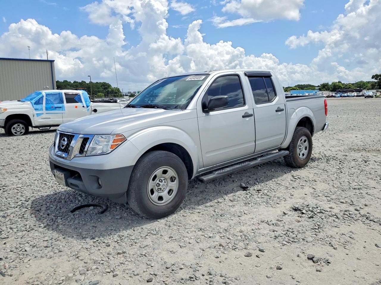 2016 NISSAN Frontier