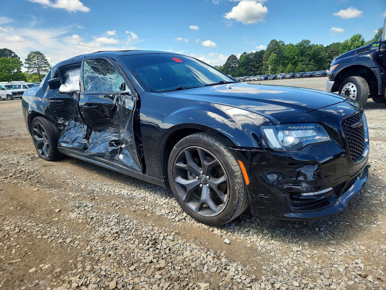 2022 CHRYSLER 300