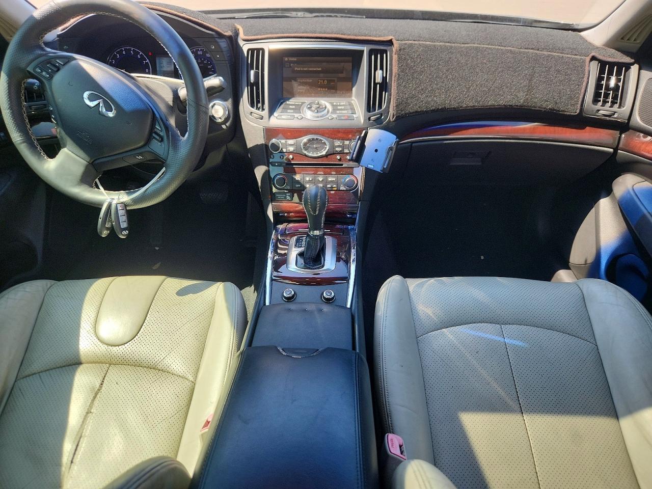 2012 INFINITI G37
