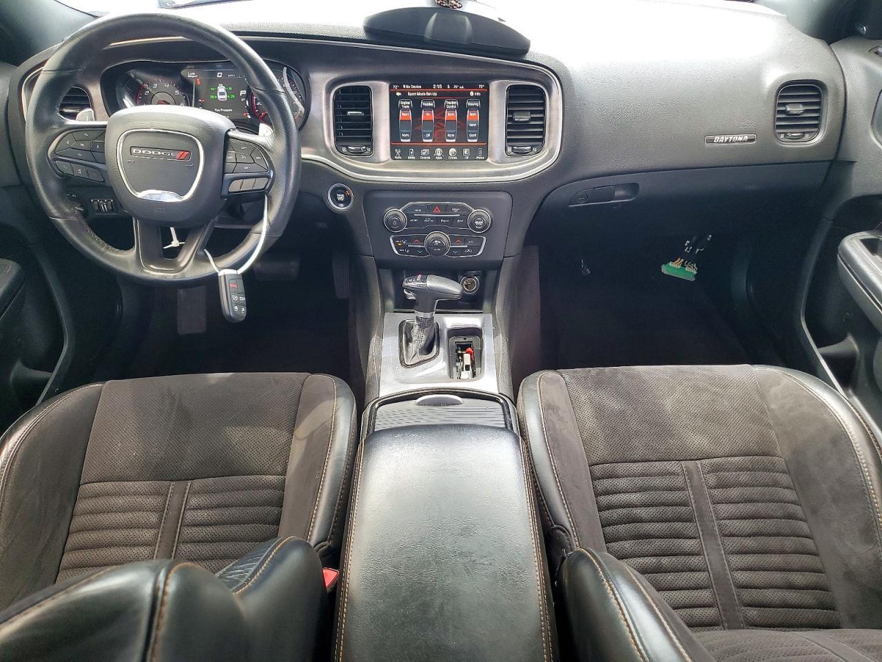 2017 DODGE CHARGER