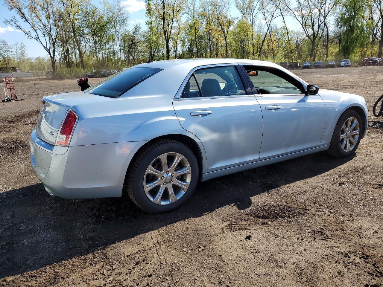 2013 CHRYSLER 300