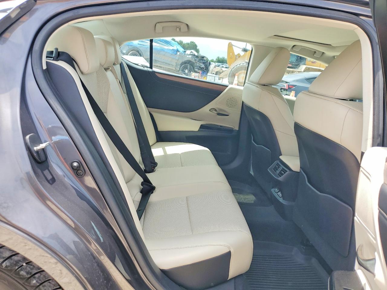 2023 LEXUS ES 350