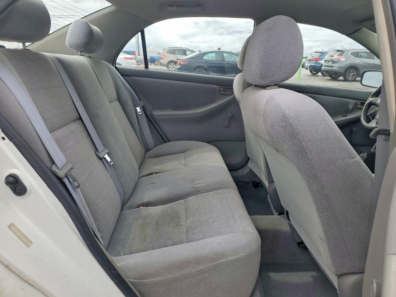 2004 TOYOTA COROLLA