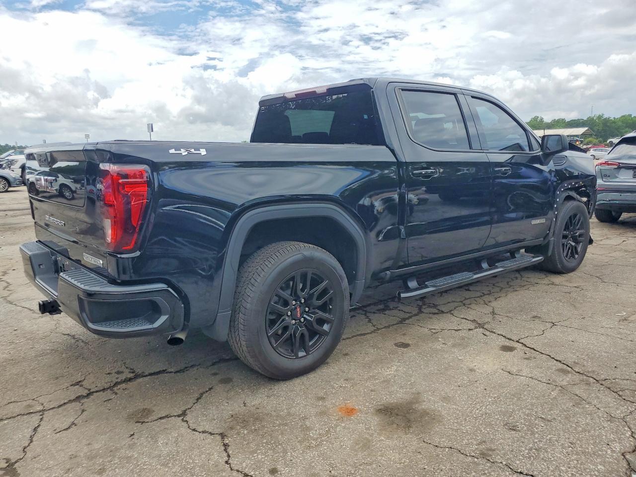2022 GMC Sierra