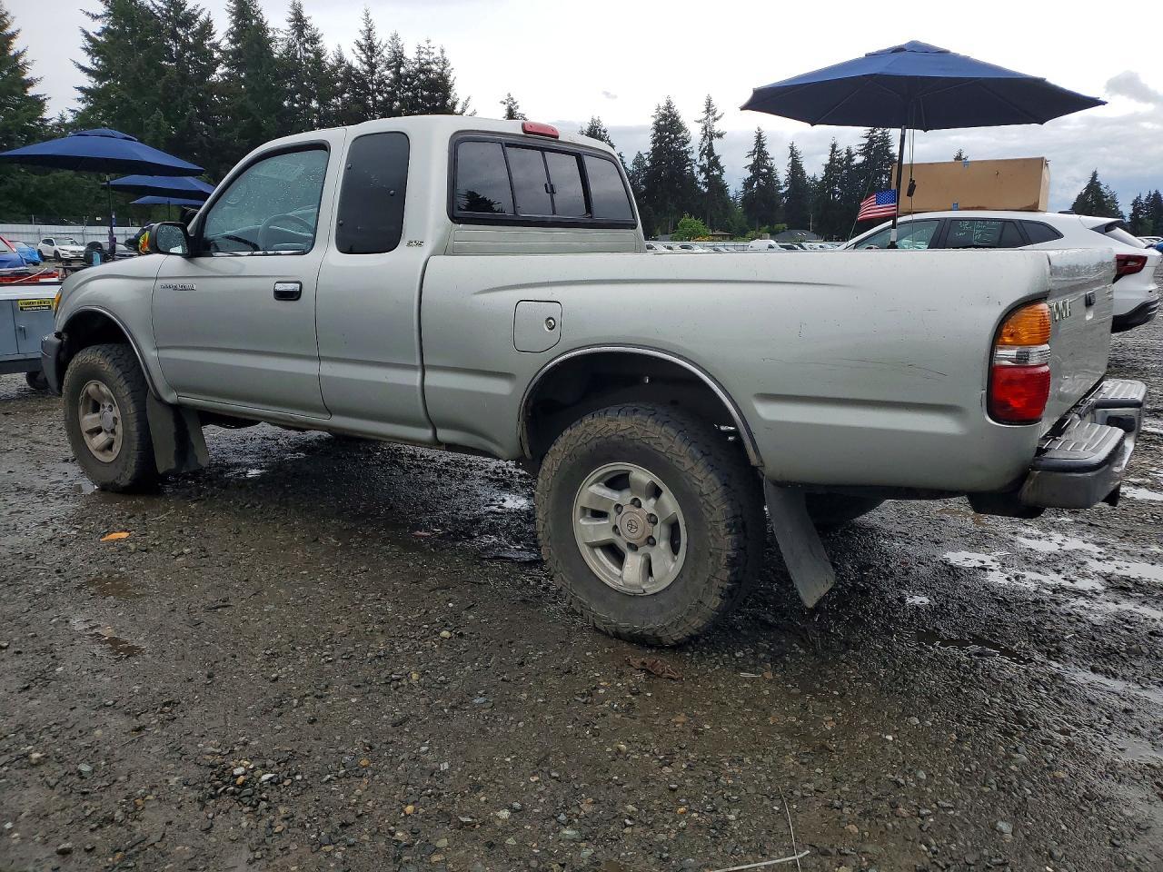 2000 TOYOTA TACOMA