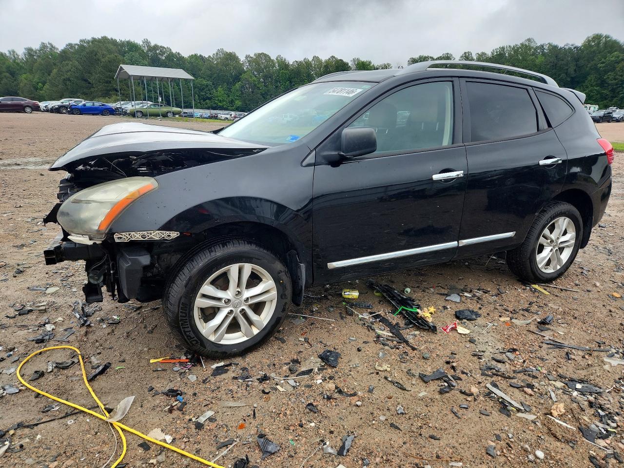 2015 NISSAN ROGUE