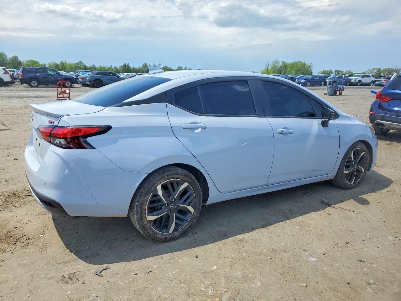 2023 NISSAN VERSA