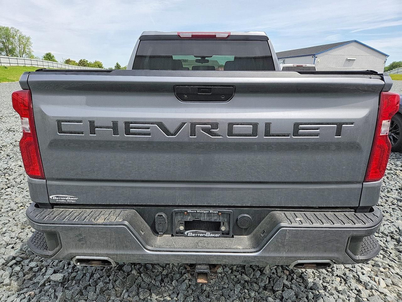 2021 CHEVROLET Silverado