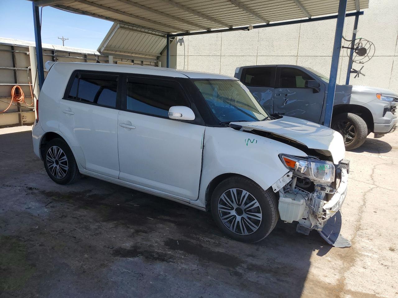 2012 SCION xB