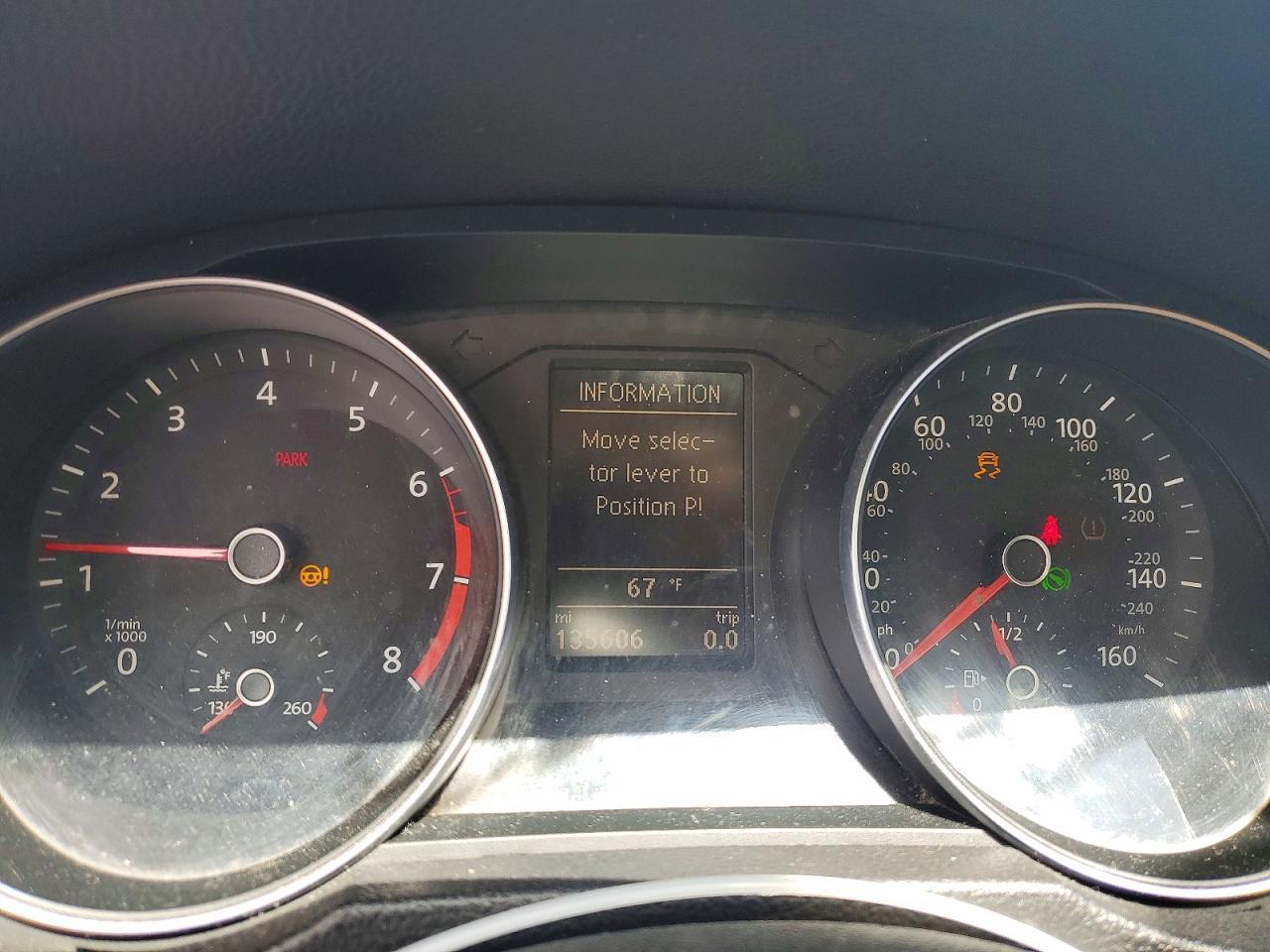2017 VOLKSWAGEN Passat