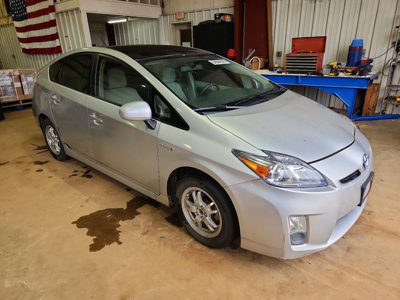 2010 TOYOTA PRIUS