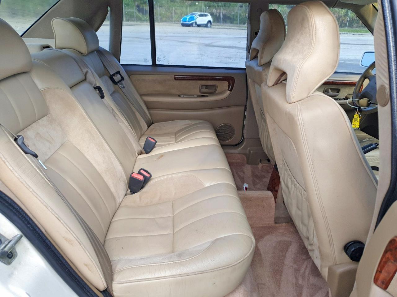 1998 Volv S90