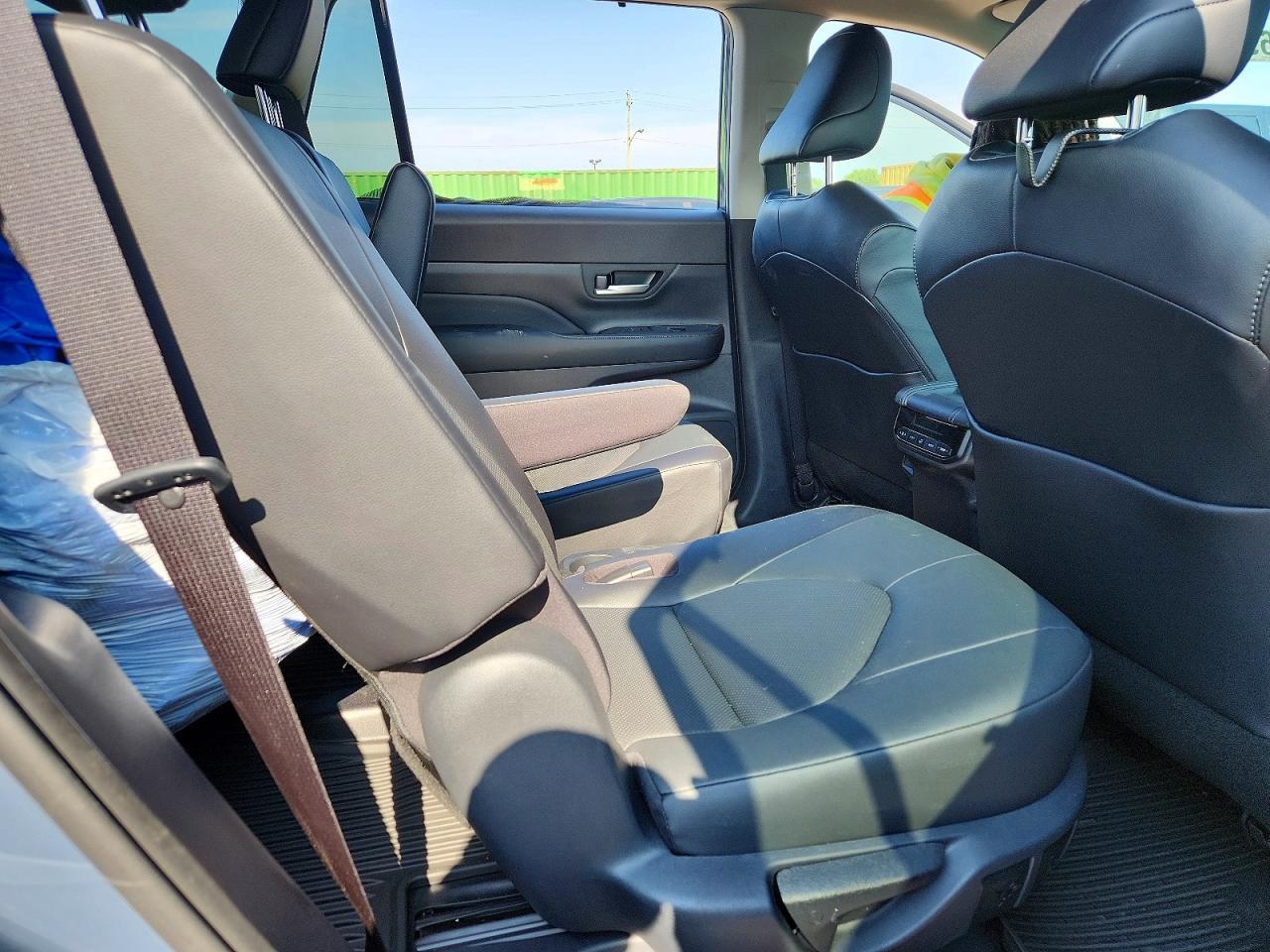 2024 TOYOTA HIGHLANDER