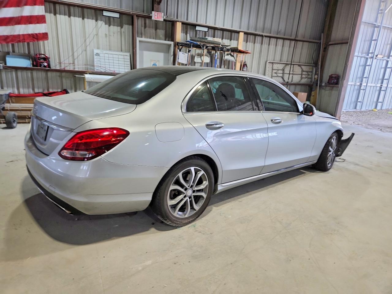2016 MERCEDES-BENZ C-CLASS