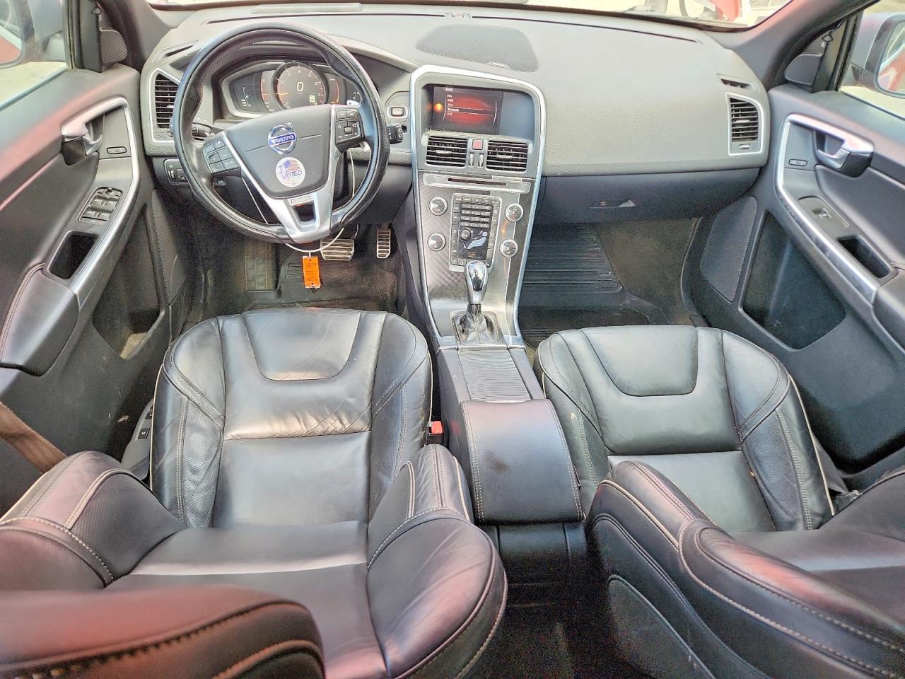 2017 VOLVO XC60