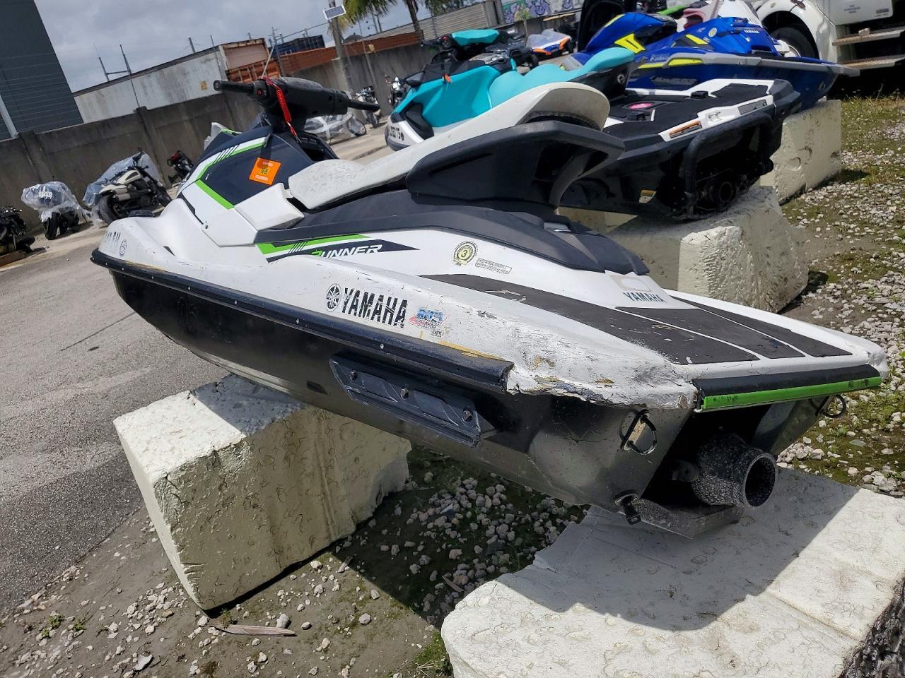 2017 Yam Jet Ski