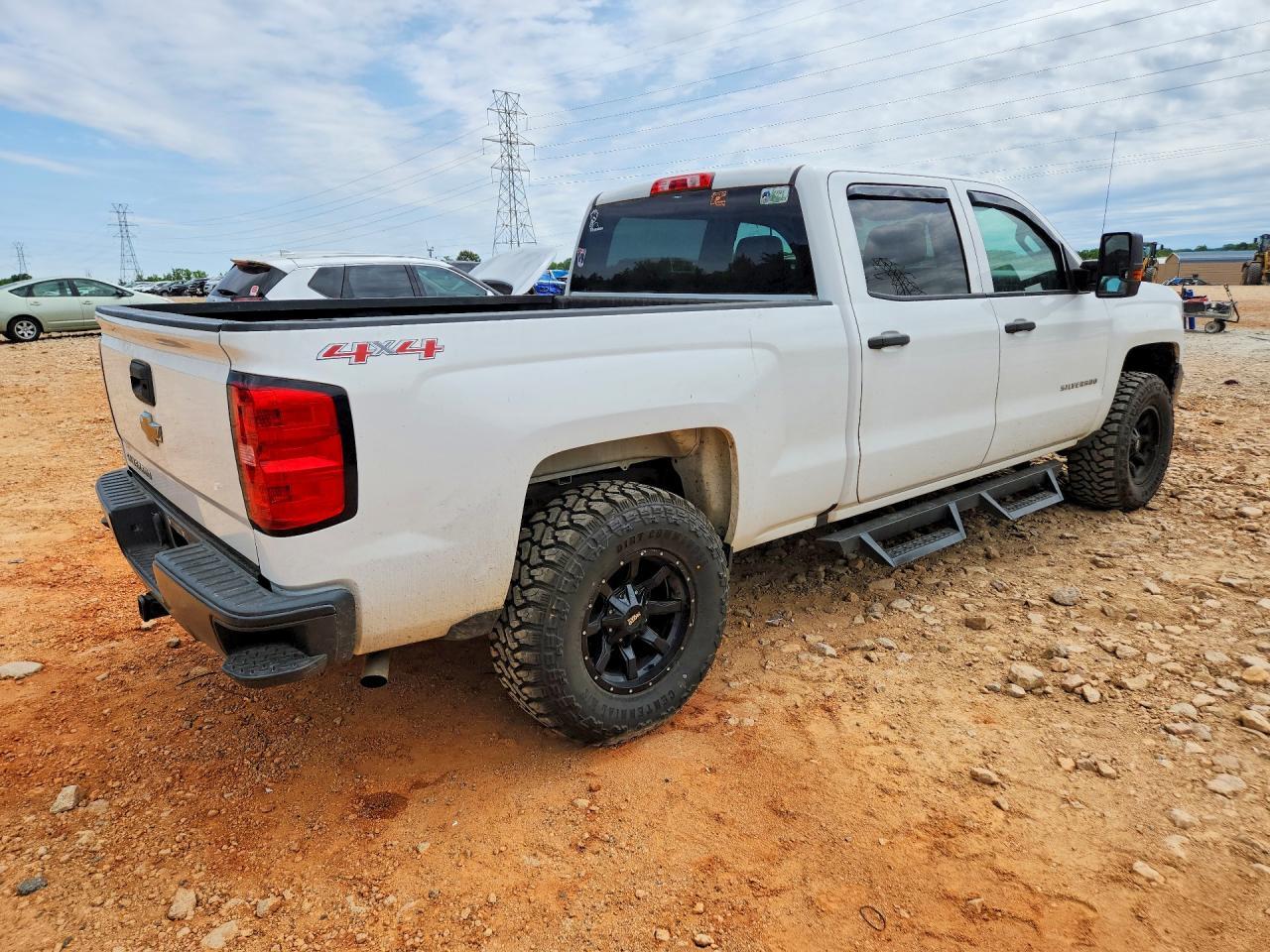 2017 CHEVROLET Silverado