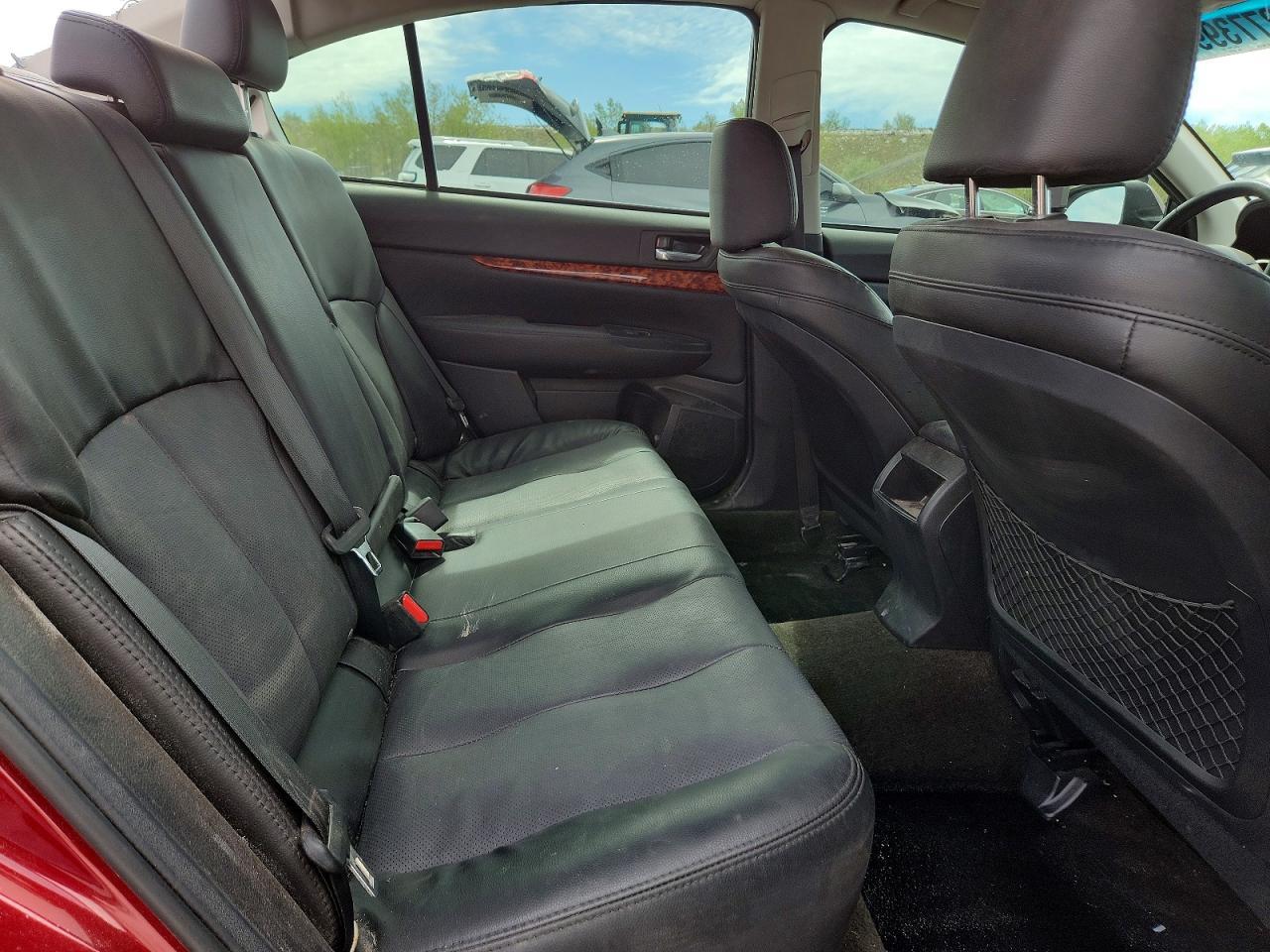 2012 SUBARU Legacy
