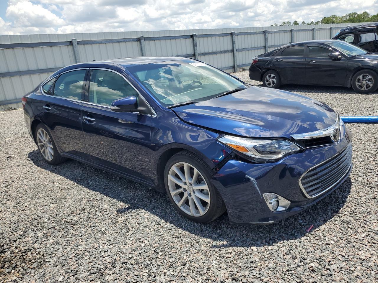 2013 TOYOTA Avalon