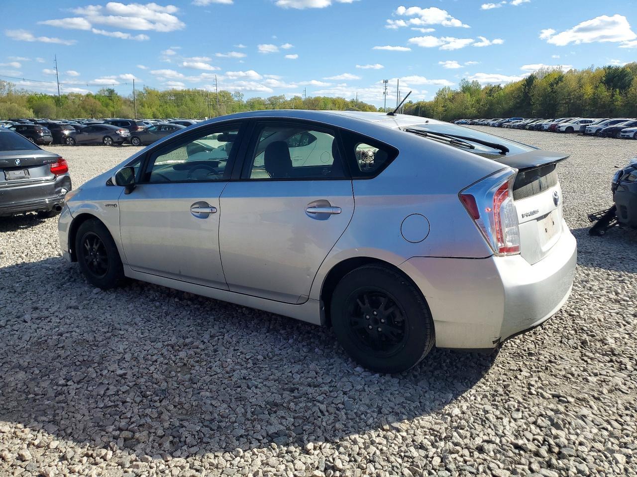 2011 TOYOTA PRIUS