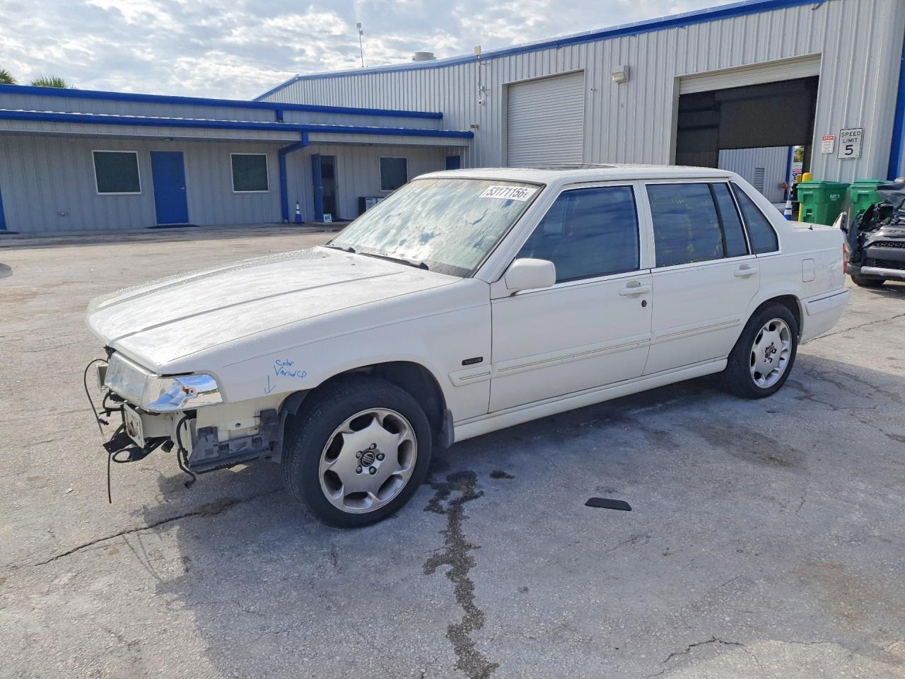 1998 Volv S90