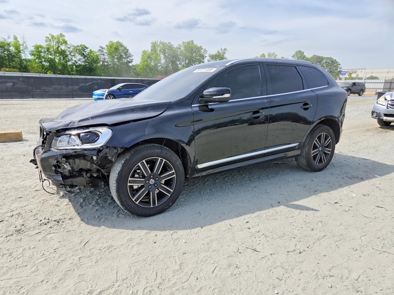 2017 VOLVO XC60