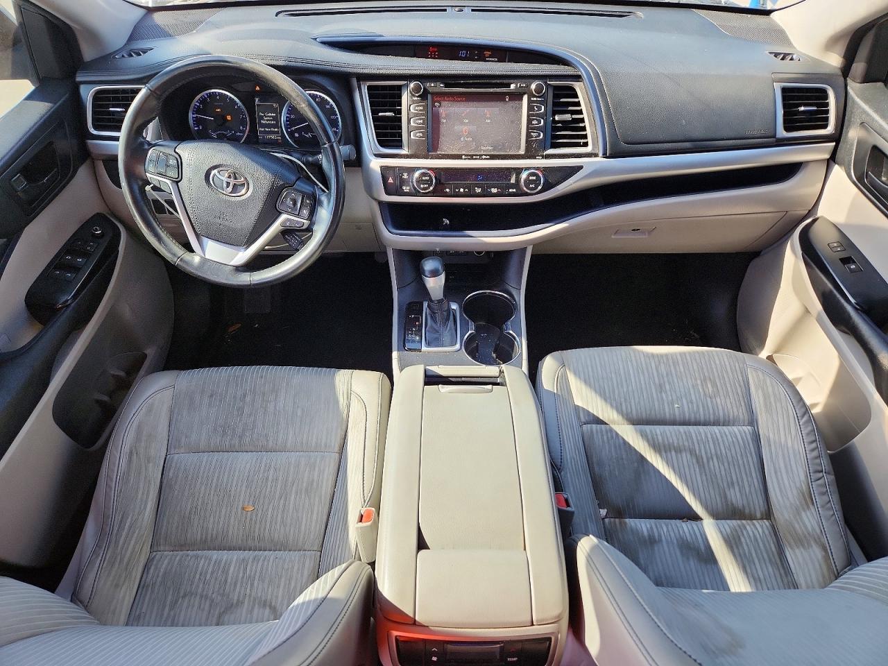 2018 TOYOTA HIGHLANDER