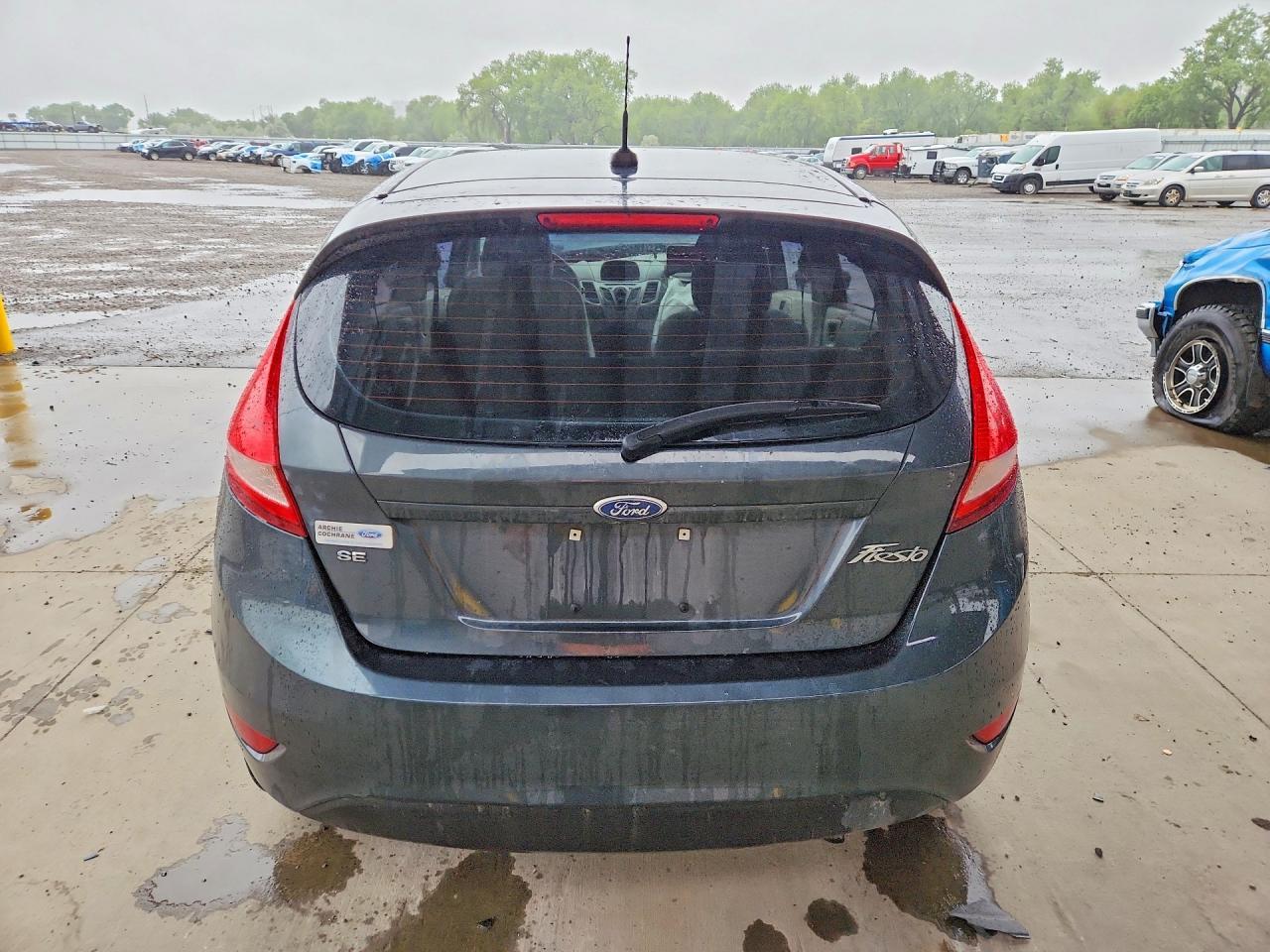 2011 FORD Fiesta