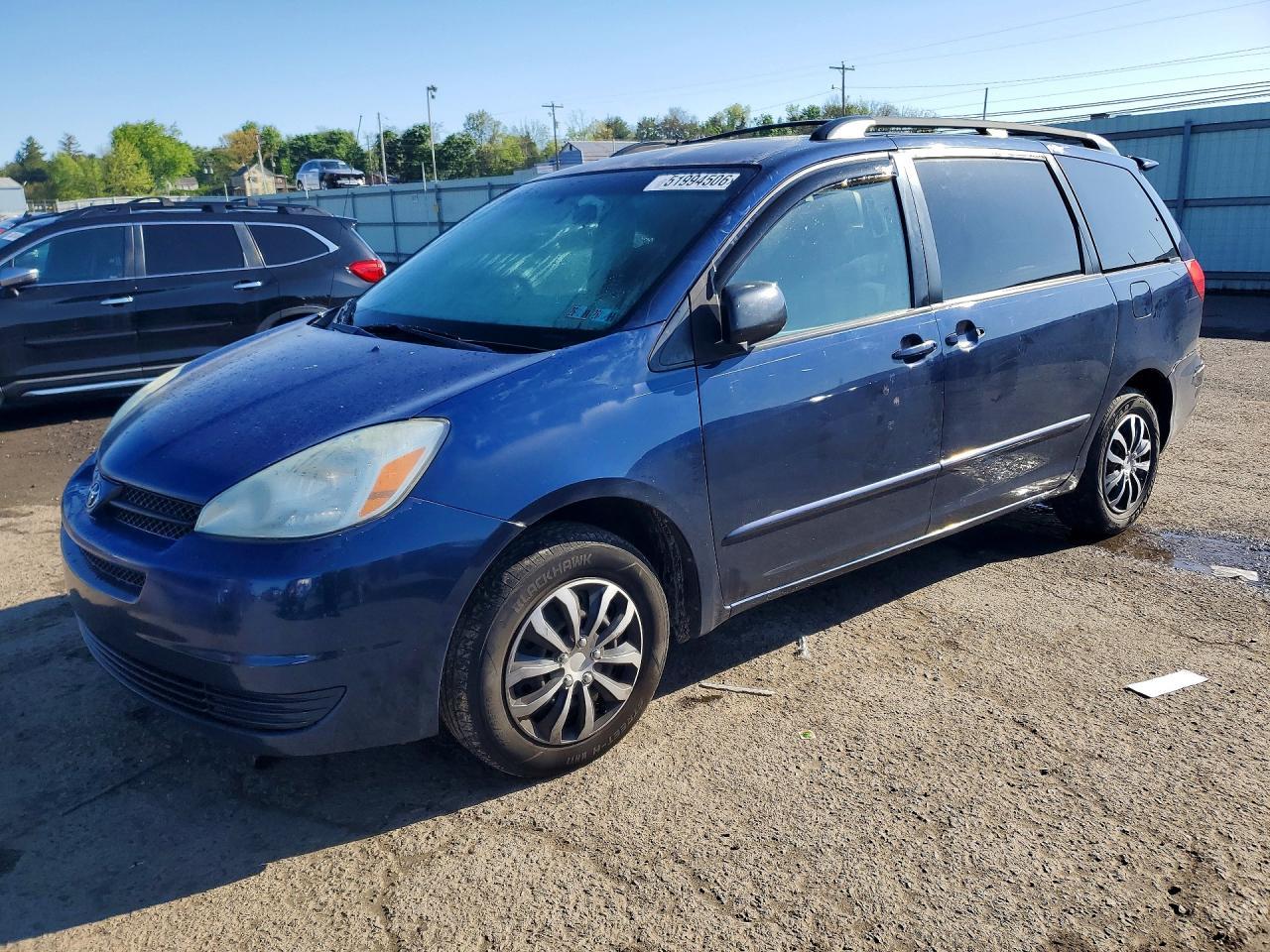 2004 TOYOTA SIENNA
