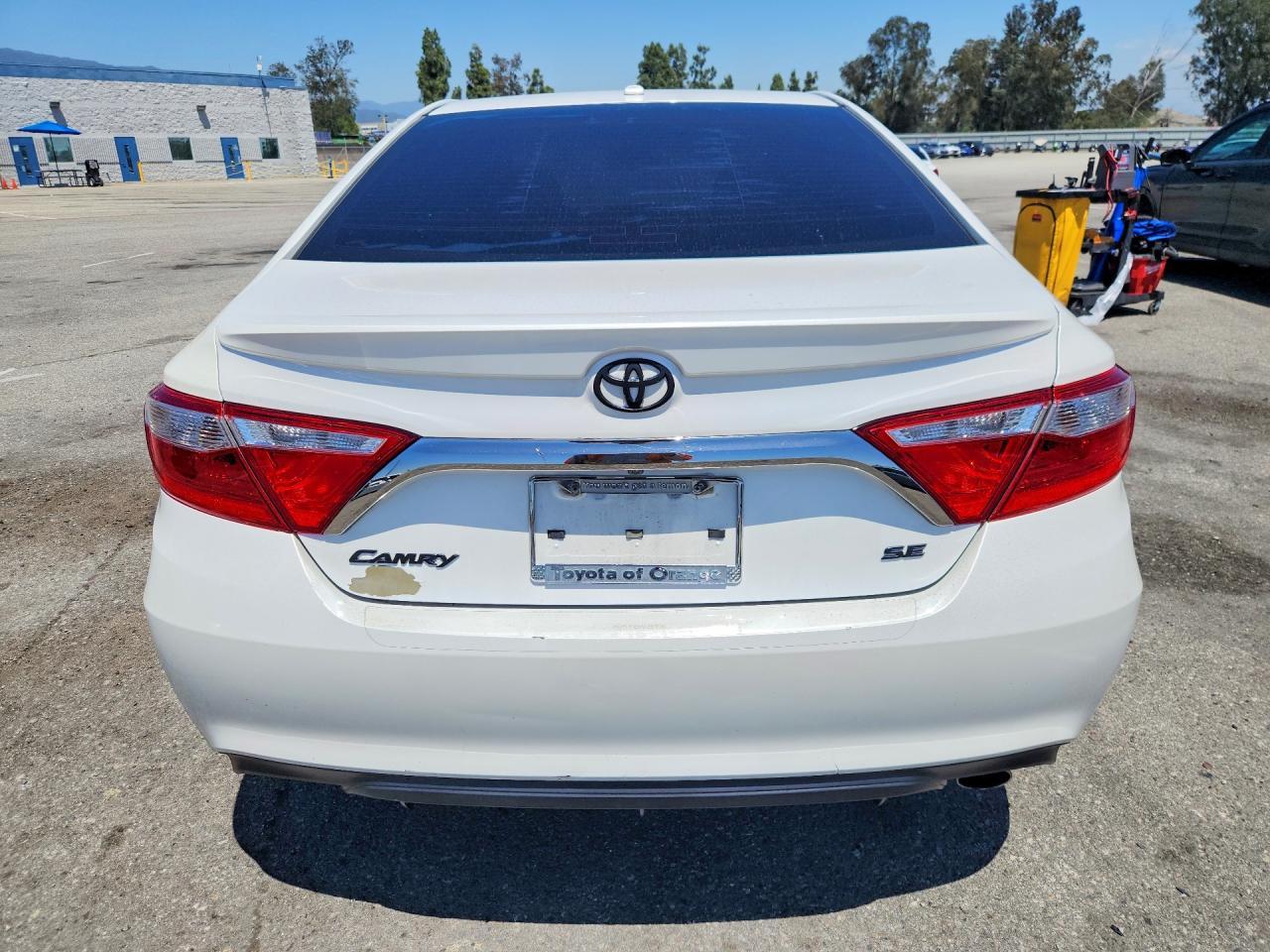 2017 TOYOTA CAMRY