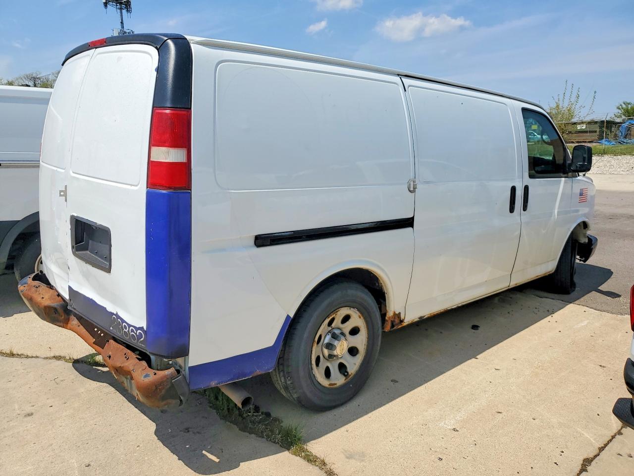 2012 CHEVROLET Express 1500