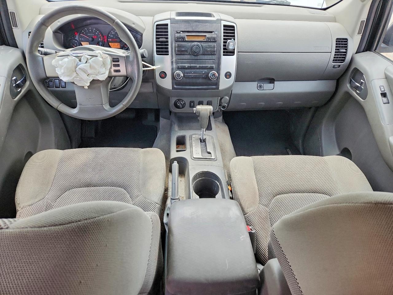 2012 NISSAN Frontier