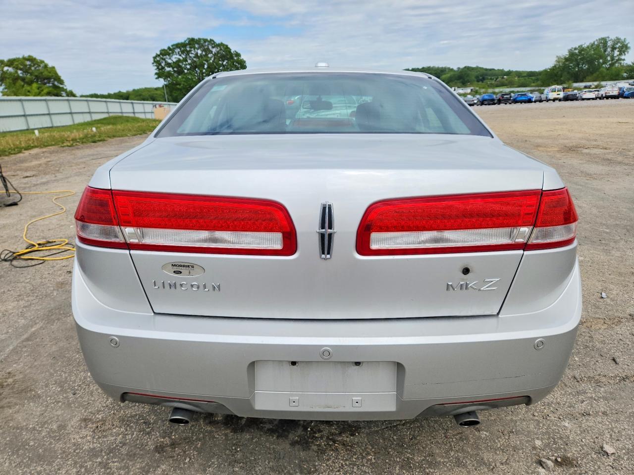 2011 LINCOLN MKZ