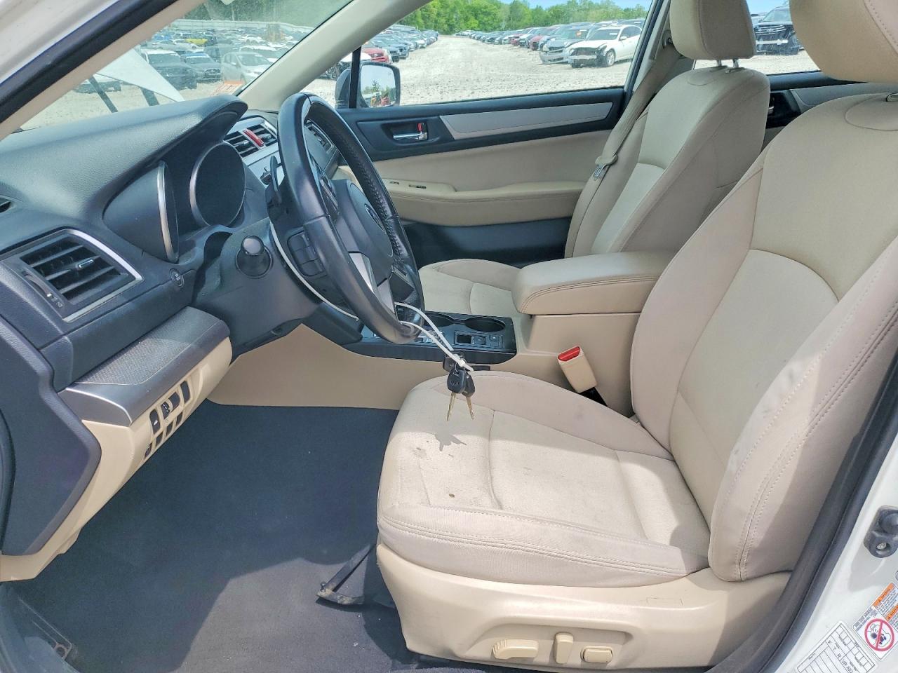 2017 SUBARU Legacy