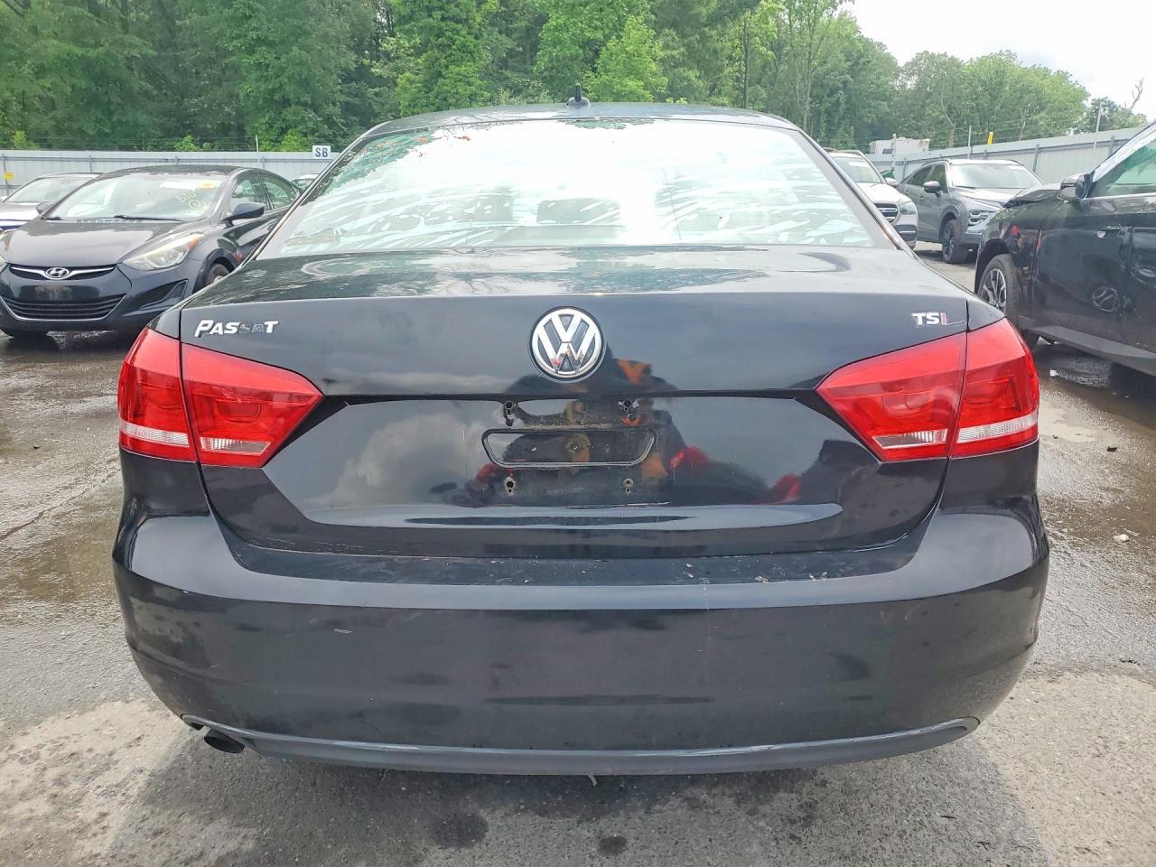 2015 VOLKSWAGEN Passat