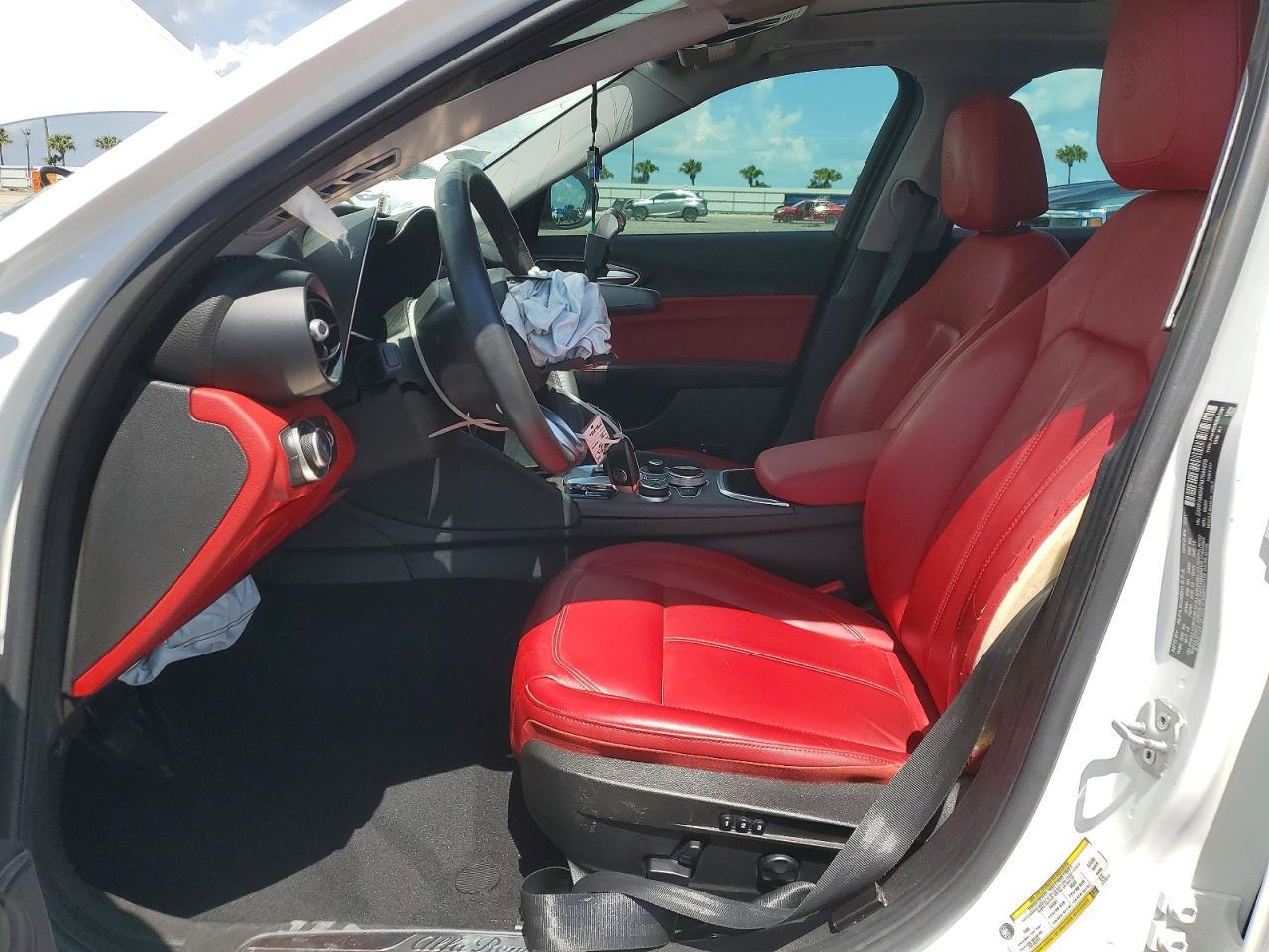 2021 ALFA ROMEO Giulia