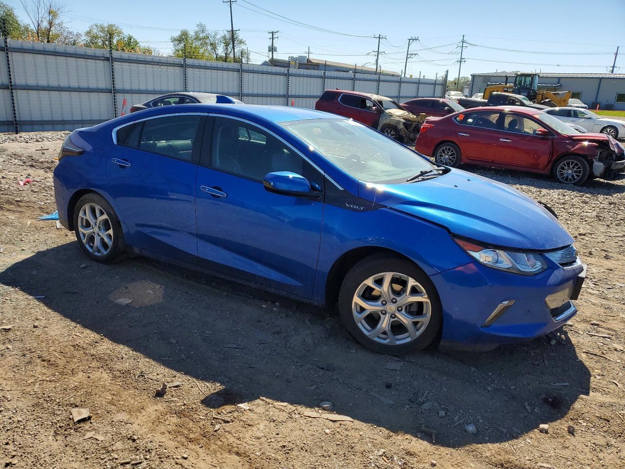 2017 CHEVROLET VOLT