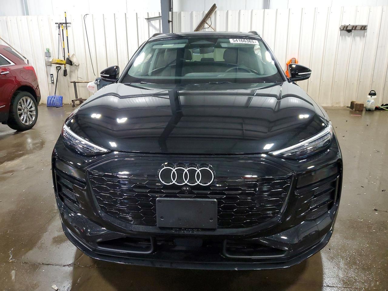 2025 AUDI Q6 e-tron