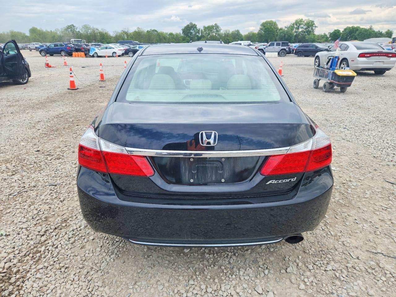 2015 HONDA ACCORD