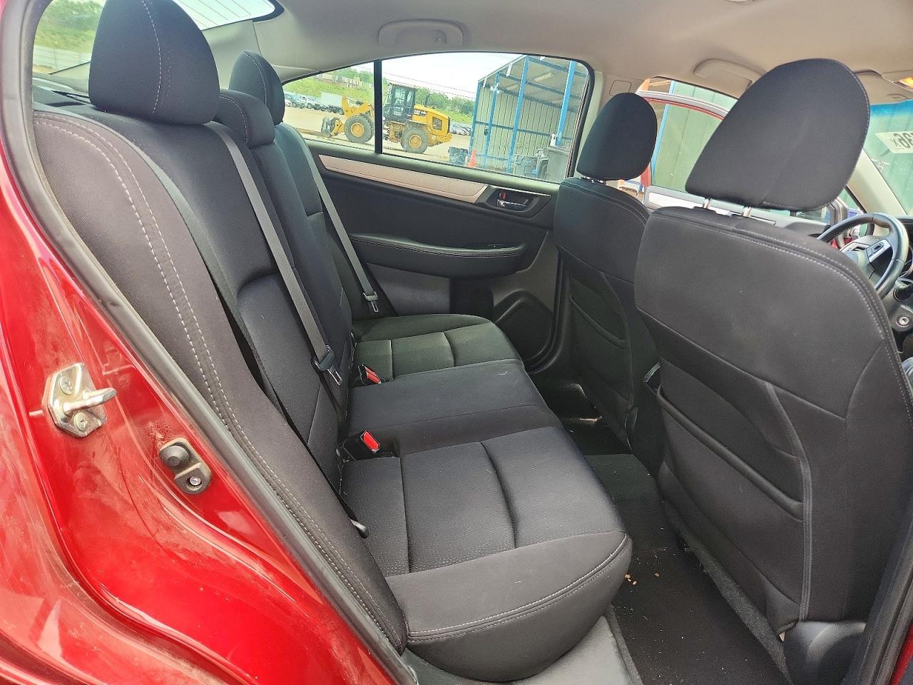 2015 SUBARU Legacy