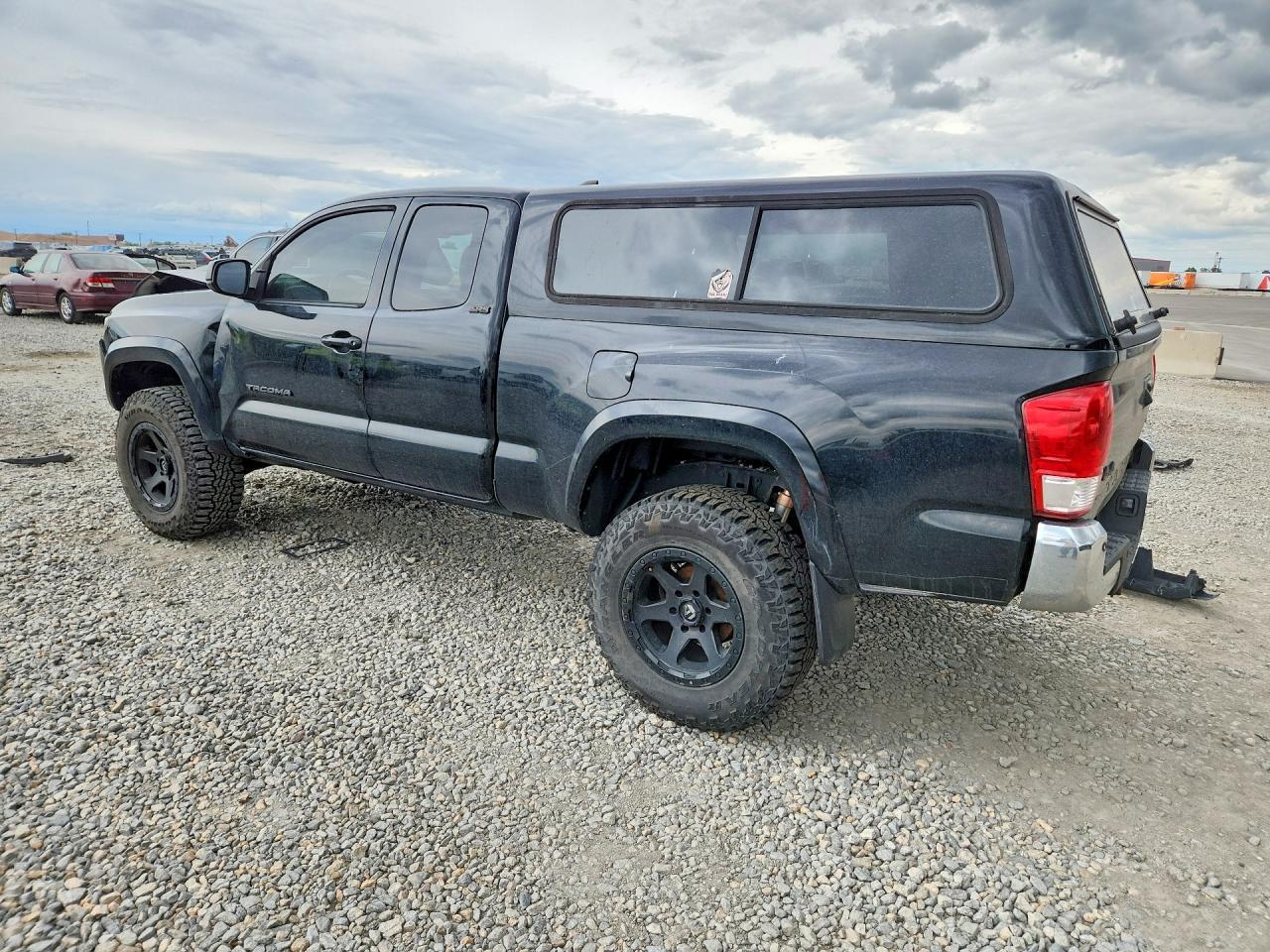 2016 TOYOTA TACOMA