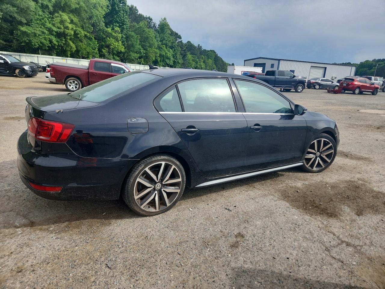 2014 VOLKSWAGEN JETTA