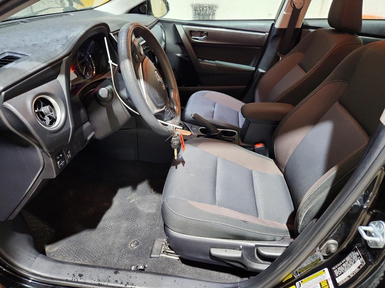 2017 TOYOTA COROLLA
