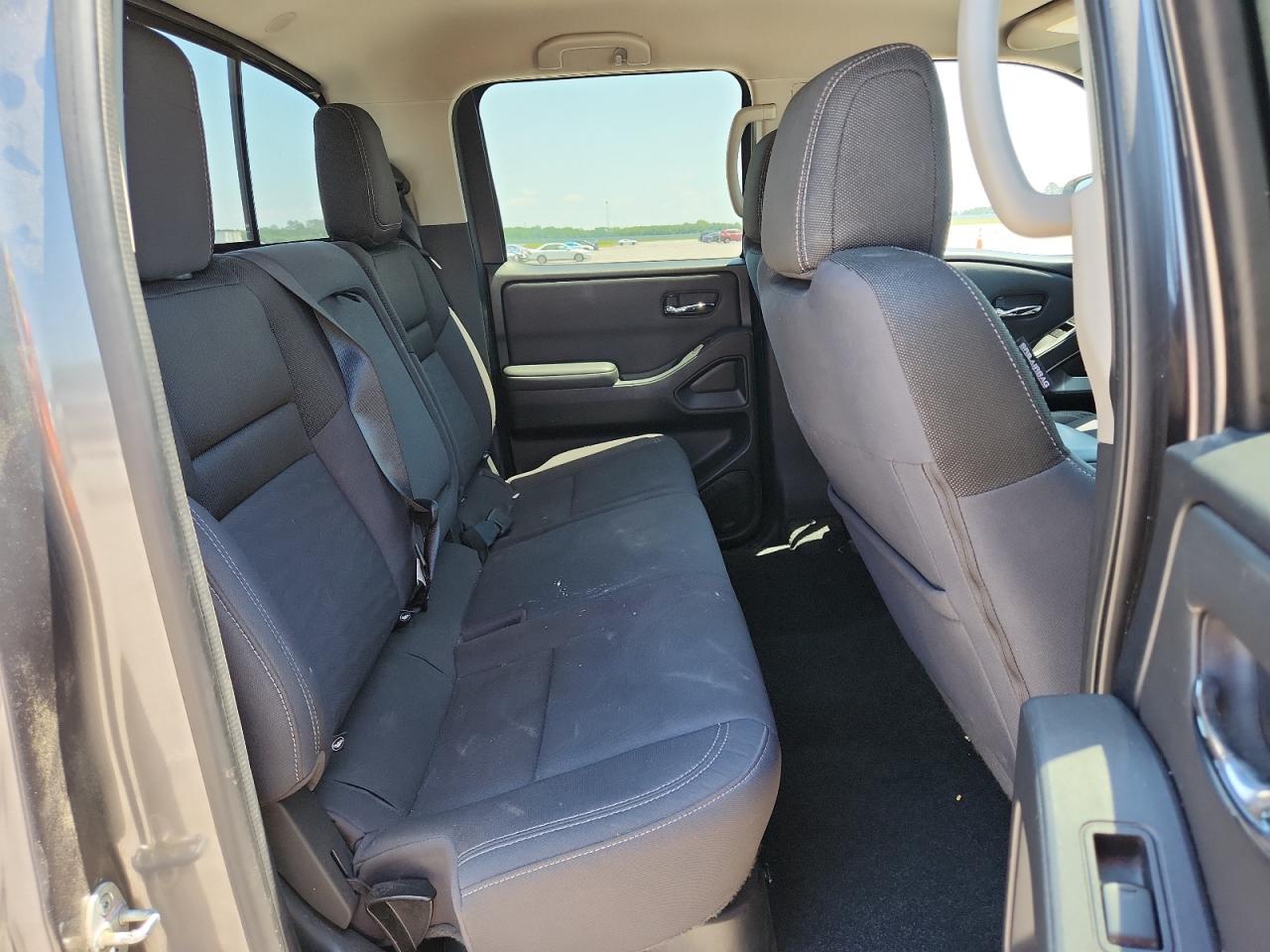 2022 NISSAN Frontier
