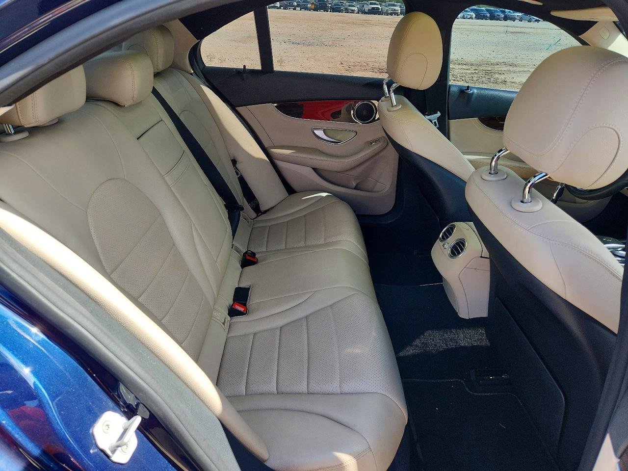 2016 MERCEDES-BENZ C-CLASS