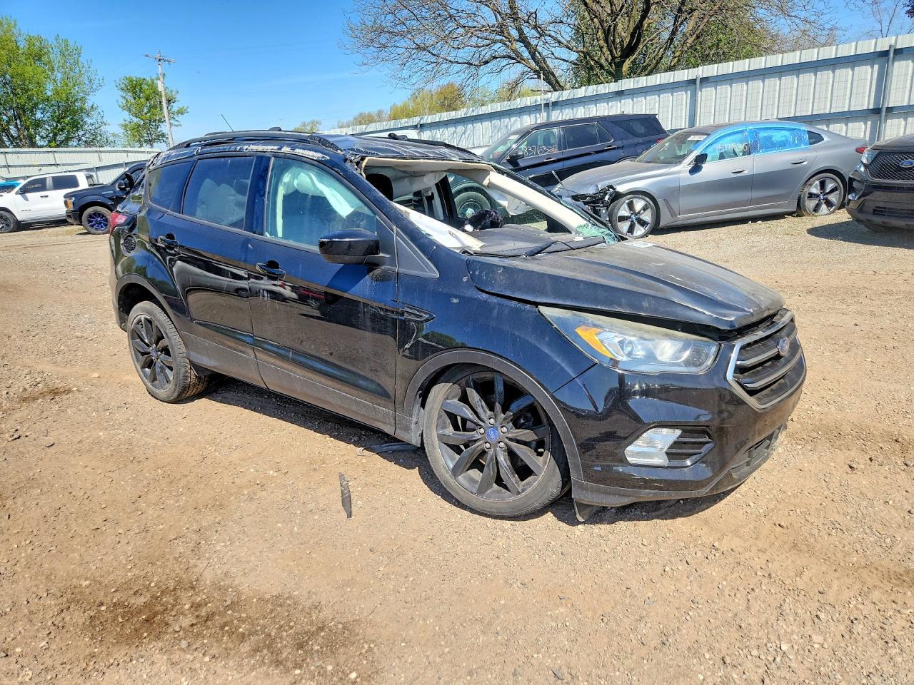 2017 FORD ESCAPE